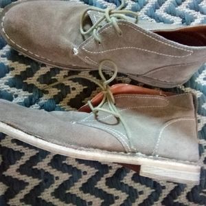 Men's Guess 9.5 M Suede shoes